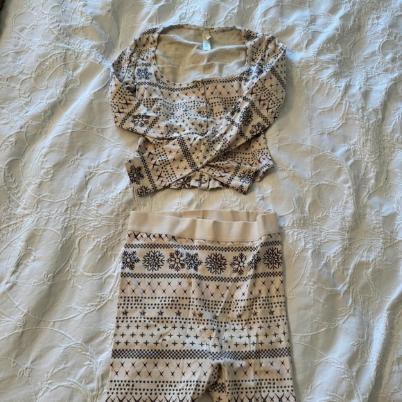 Skims pajama set - Picture 3 of 5